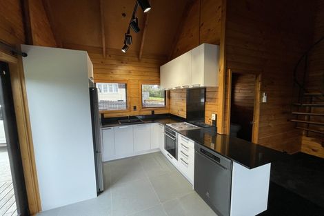 Photo of property in 261 Great North Road, Henderson, Auckland, 0612