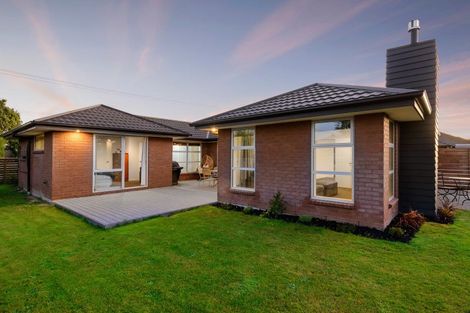 Photo of property in 16d Crown Close, Prebbleton, 7604