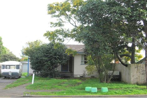Photo of property in 395 Bucklands Beach Road, Bucklands Beach, Auckland, 2012