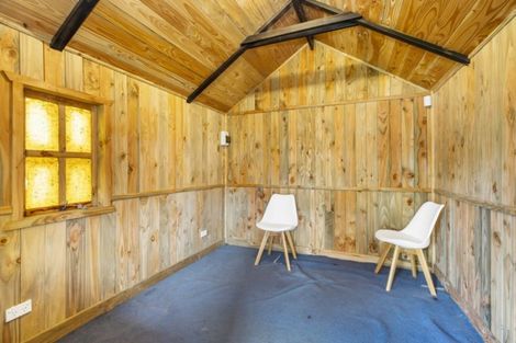 Photo of property in 3175 Great North Road, New Lynn, Auckland, 0600