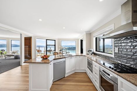 Photo of property in 25u7 Thane Road, Roseneath, Wellington, 6011