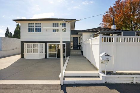 Photo of property in 166 Sandwich Road, St Andrews, Hamilton, 3200