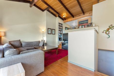 Photo of property in 16 Broman Place, Half Moon Bay, Auckland, 2012