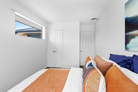 Photo of property in 17b Division Street, Riccarton, Christchurch, 8041