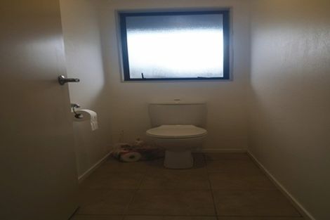 Photo of property in 18 Hampervale Place, Flat Bush, Auckland, 2016