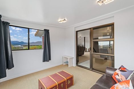 Photo of property in 6 Moana View Road, Waikawa, Picton, 7220