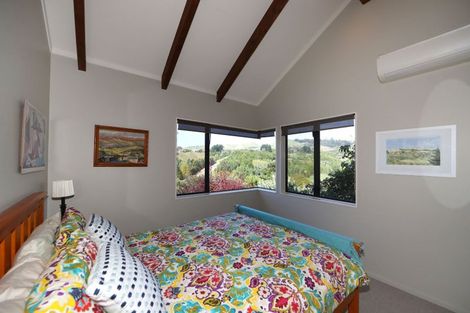 Photo of property in 39 Puflett Road, Havelock North, 4130