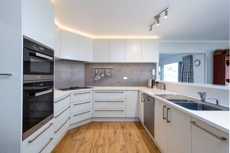 Photo of property in 21 Ledbury Road, Atawhai, Nelson, 7010