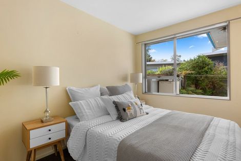 Photo of property in 2/136 Wainoni Road, Avondale, Christchurch, 8061