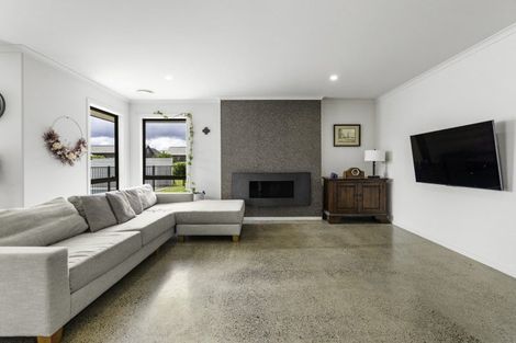 Photo of property in 6 Moemoea Place, Cambridge, 3434