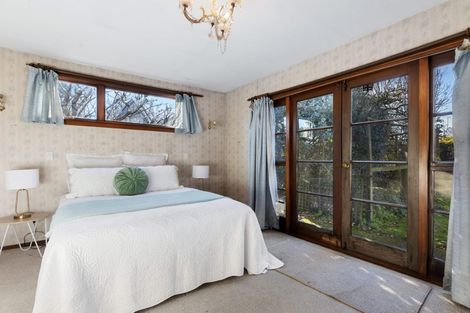 Photo of property in 37 Somerset Crescent, Spreydon, Christchurch, 8024