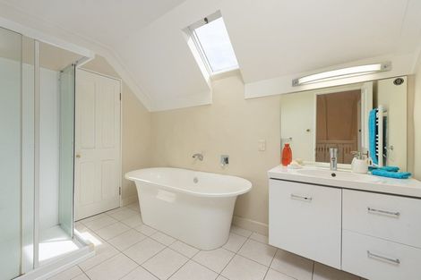 Photo of property in 77 Eleventh Avenue, Tauranga, 3110