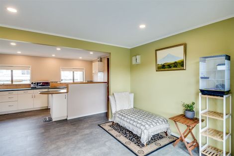 Photo of property in 6 Cooke Place, Taradale, Napier, 4112