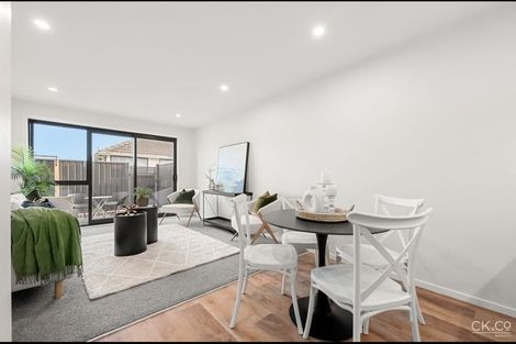 Photo of property in 22c Palmer Crescent, Silverstream, Upper Hutt, 5019