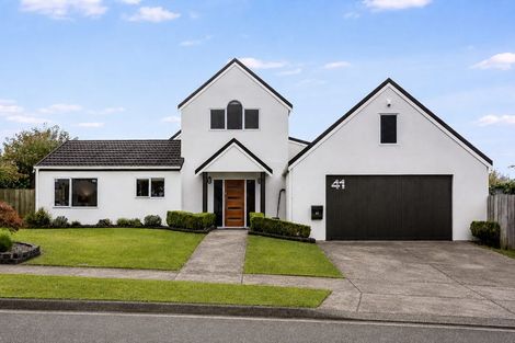 Photo of property in 41 Joseph Banks Drive, Whitby, Porirua, 5024