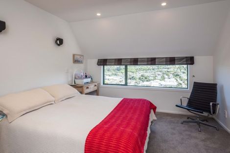 Photo of property in 77u2 Nevay Road, Miramar, Wellington, 6022