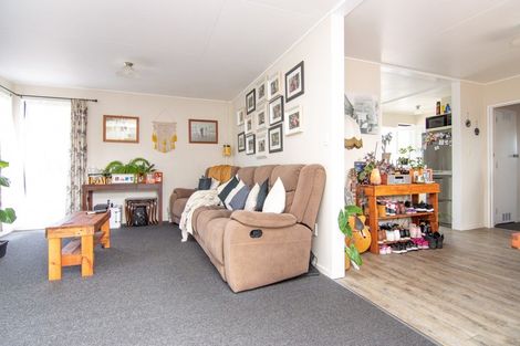 Photo of property in 6 Robinson Crescent, Westbrook, Palmerston North, 4412
