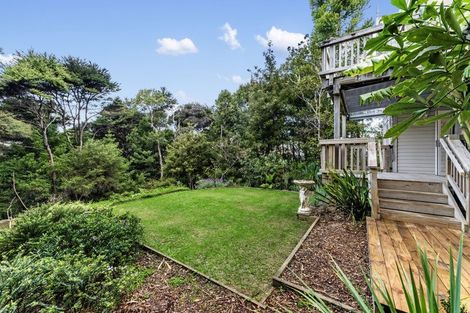 Photo of property in 4 Kereru Grove, Greenhithe, Auckland, 0632