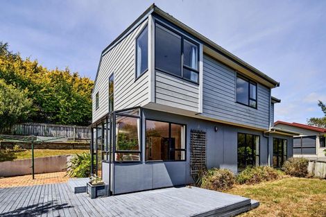 Photo of property in 1/30 Sailmaker Close, Whitby, Porirua, 5024