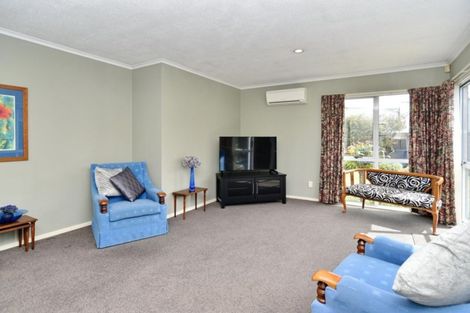 Photo of property in 9 Phoenix Lane, Northcote, Christchurch, 8052