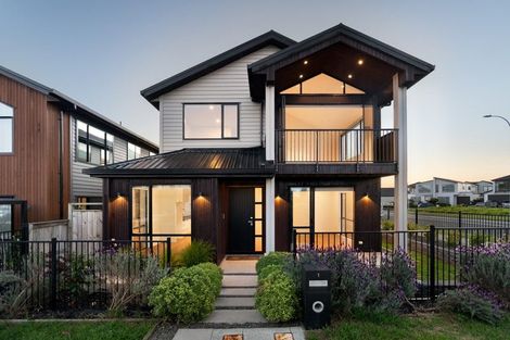 Photo of property in 1 Picnic Point Road, Hobsonville, Auckland, 0616