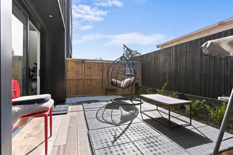 Photo of property in 10/9 Marcroft Street, Woolston, Christchurch, 8062