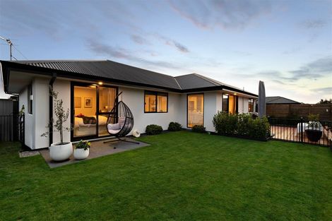 Photo of property in 52 Stationmasters Way, Prebbleton, 7604