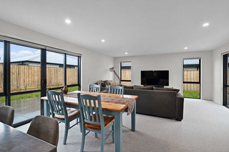 Photo of property in 12 Gemstone Place, Rolleston, 7615