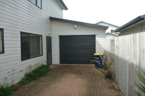Photo of property in 55 Tiri Tiri Road, Birkdale, Auckland, 0626
