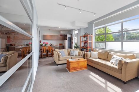 Photo of property in Vespa Apartments, 102/20 Hanson Street, Mount Cook, Wellington, 6021