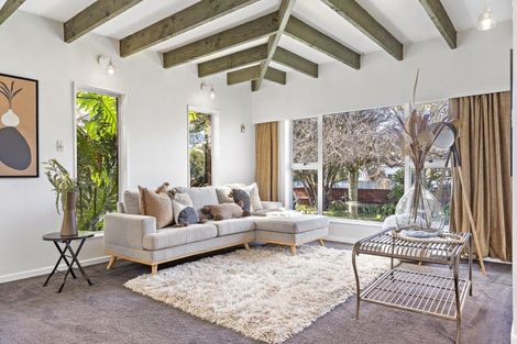 Photo of property in 8 Reading Street, Greytown, 5712