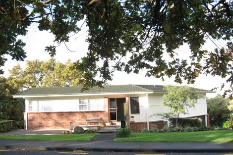 Photo of property in 2 The Glebe, Cockle Bay, Auckland, 2014
