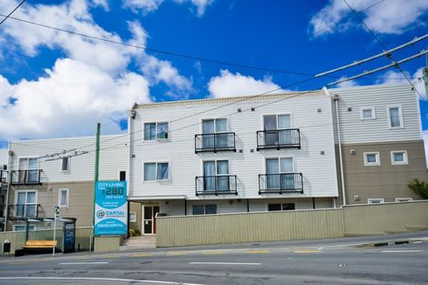 Photo of property in 363u1 Willis Street, Mount Cook, Wellington, 6011