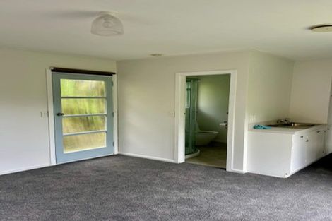 Photo of property in 105 Churchill Drive, Crofton Downs, Wellington, 6035