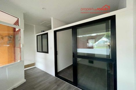 Photo of property in 46 Cook Street, Marfell, New Plymouth, 4310