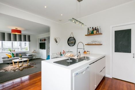 Photo of property in 35 Nuffield Avenue, Marewa, Napier, 4110