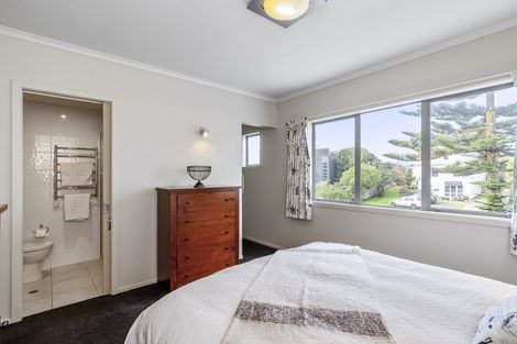 Photo of property in 4-u8 Seaview Road, Paraparaumu Beach, Paraparaumu, 5032