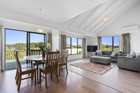 Photo of property in 84 Mercury Way, Whitby, Porirua, 5024