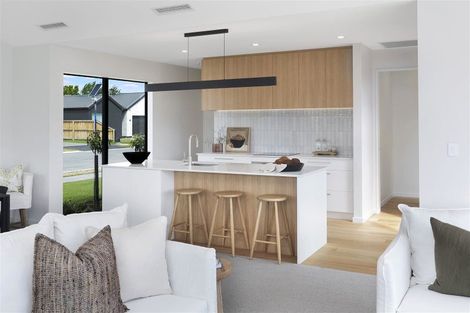 Photo of property in 28 Oakmill Drive, Casebrook, Christchurch, 8051