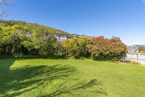 Photo of property in 11 Winara Avenue, Waikanae, 5036