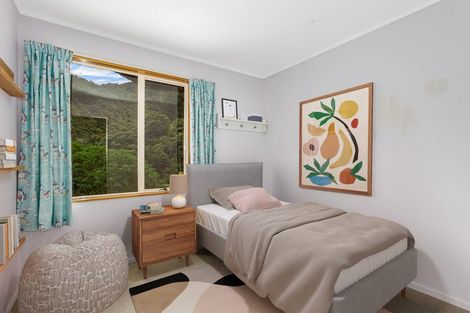 Photo of property in 19 Marama Terrace, Eastbourne, Lower Hutt, 5013