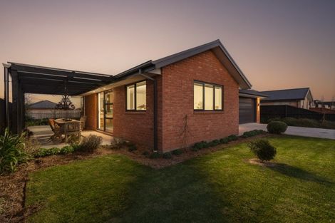Photo of property in 4 Burke Lane, Amberley, 7410