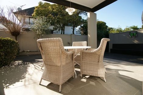Photo of property in 5 Whareora Terrace, Cashmere, Christchurch, 8022