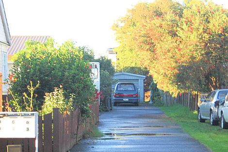 Photo of property in 2/2a Avis Avenue, Papatoetoe, Auckland, 2025