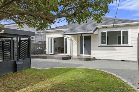 Photo of property in 10 Byron Street, Petone, Lower Hutt, 5012