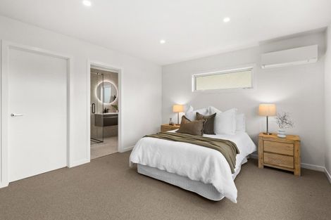 Photo of property in 21 George Yee Place, Taradale, 4112