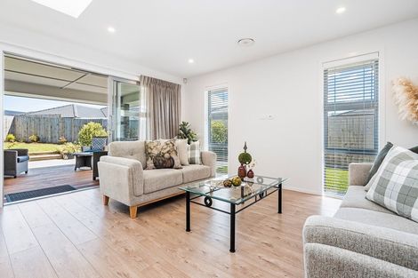 Photo of property in 45 Lake Drive, Tikipunga, Whangarei, 0112