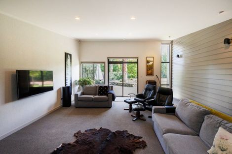 Photo of property in 291 Napier Road, Kelvin Grove, Palmerston North, 4470