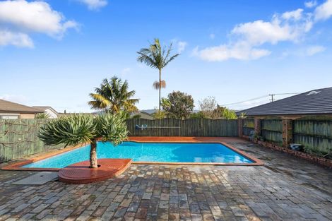Photo of property in 192 Sturges Road, Henderson, Auckland, 0612