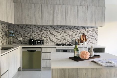 Photo of property in 70 Joseph Street, Flat Bush, Auckland, 2019